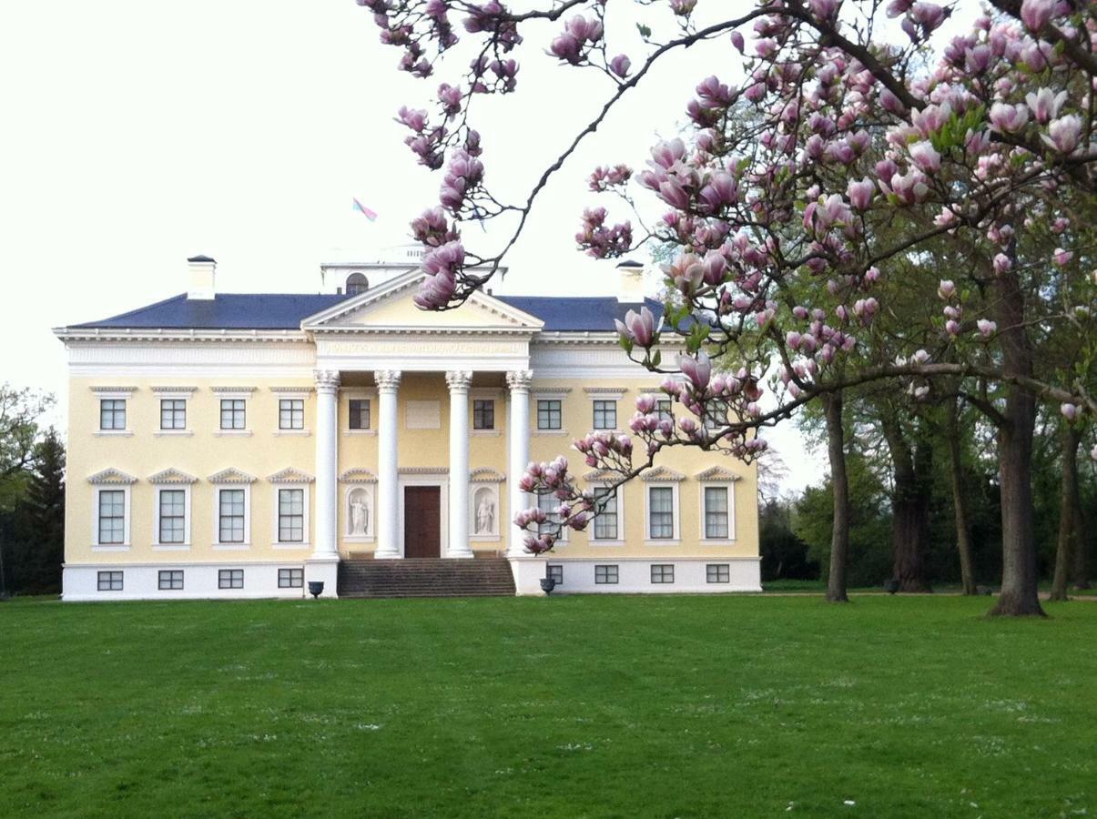 Hotel Landhaus Woerlitzer Hof Oranienbaum-Woerlitz Exterior foto